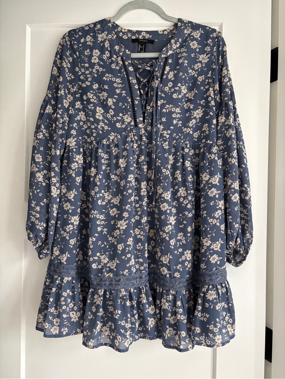 Forever 21 Blue Floral Lace-Trim Tunic